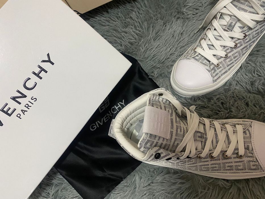 Adidasi Givenchy