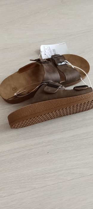 Новые качественные шлепки.