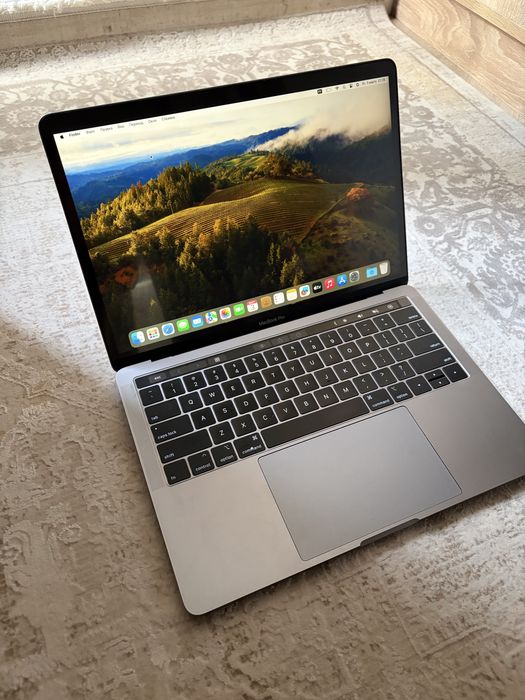 Продам Macbook Pro Intel Core i5