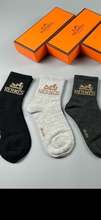 Șosete Hermes, model 2026pret ptr o pereche