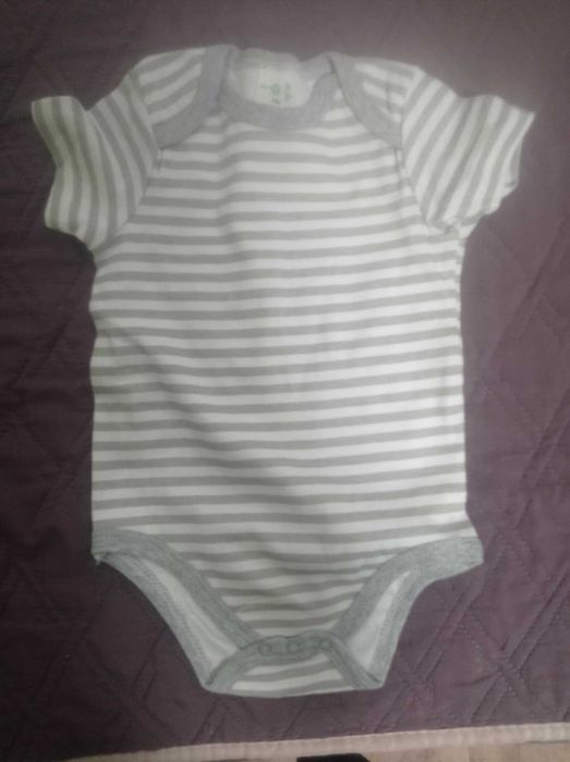 Бебешки бодита за момче 9-12м