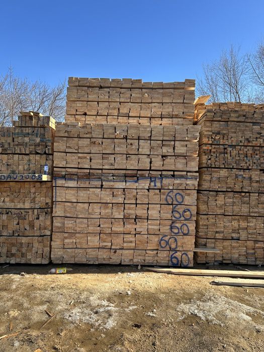 Лес пиломатериал балка рейка брус