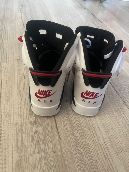 Jordan 6 Carmine
