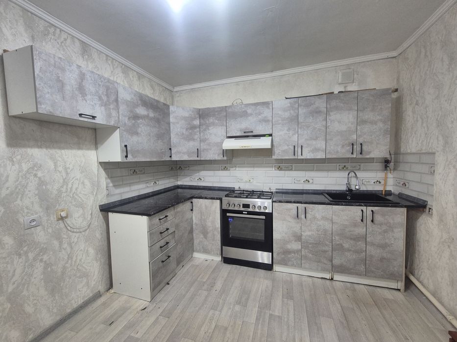 Продам кухонный гарнитур