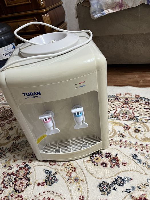 Кулер- диспансер настольный