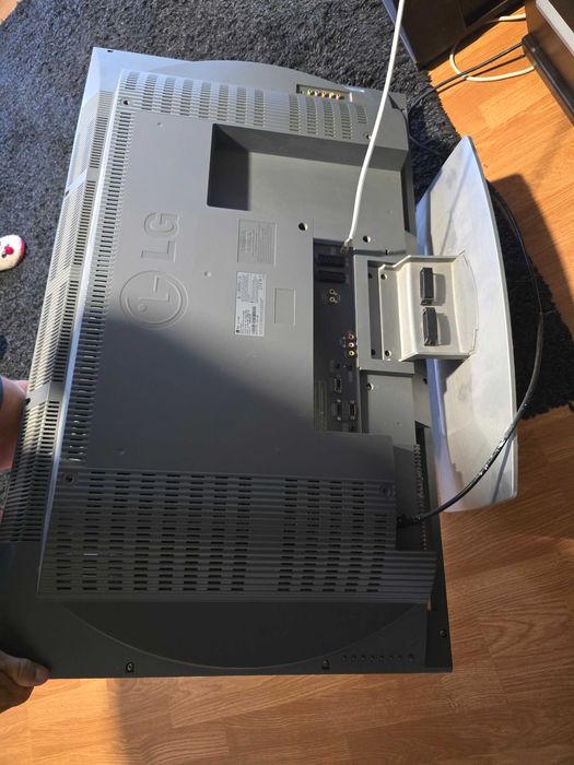 Televizor LG LCD
