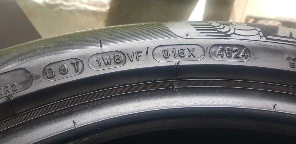 Vând anvelope de vara Michelin
