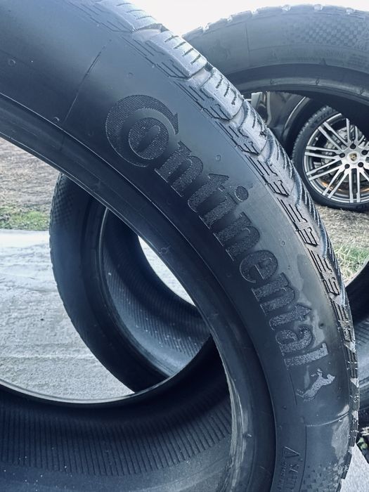 295/35/21 Continental Winter Contact TS 860 S XL -2бр.