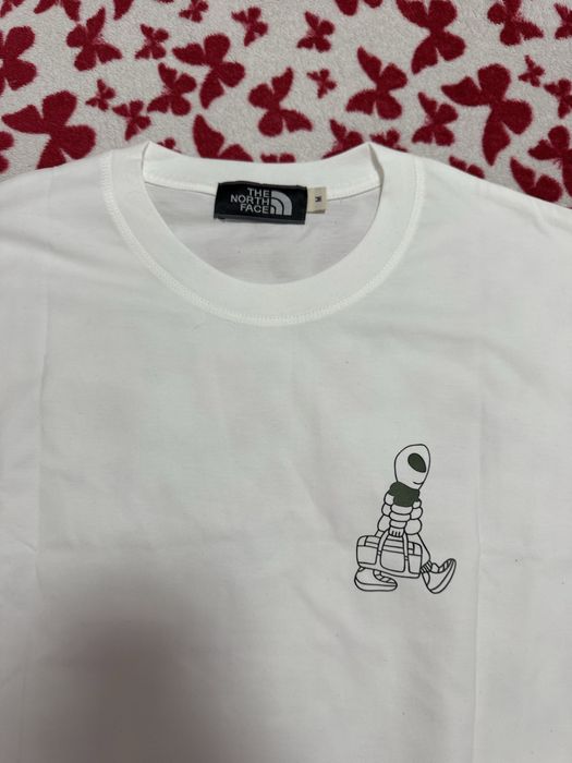 The North Face M Alien Relaxed Short Sleeve Tee