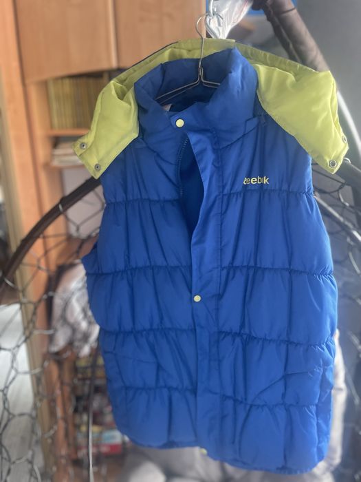 Продам Жилет REEBOK