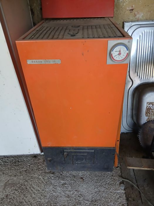 Котел DAKON URS 29 - 29 kW, оригинални части Предлагам за продажба котел DAKON