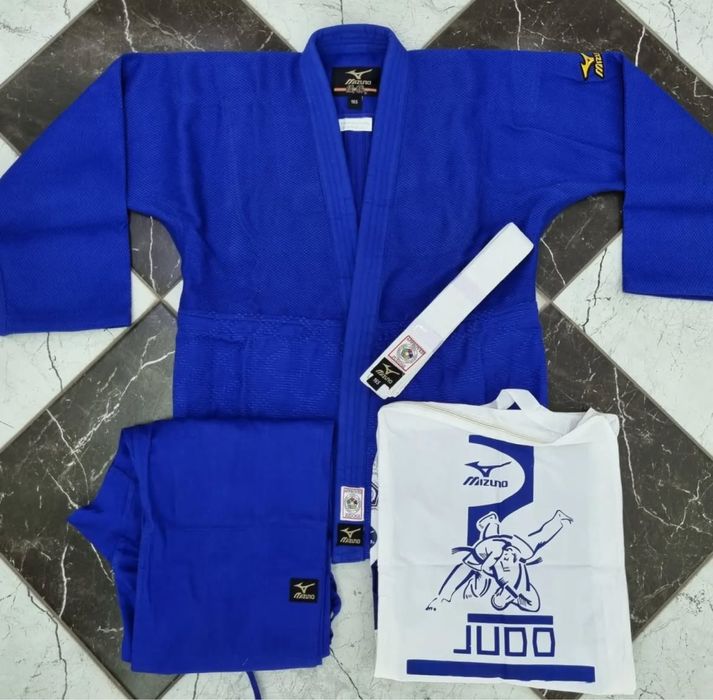Кимоно Mizuno, для дзюдо
