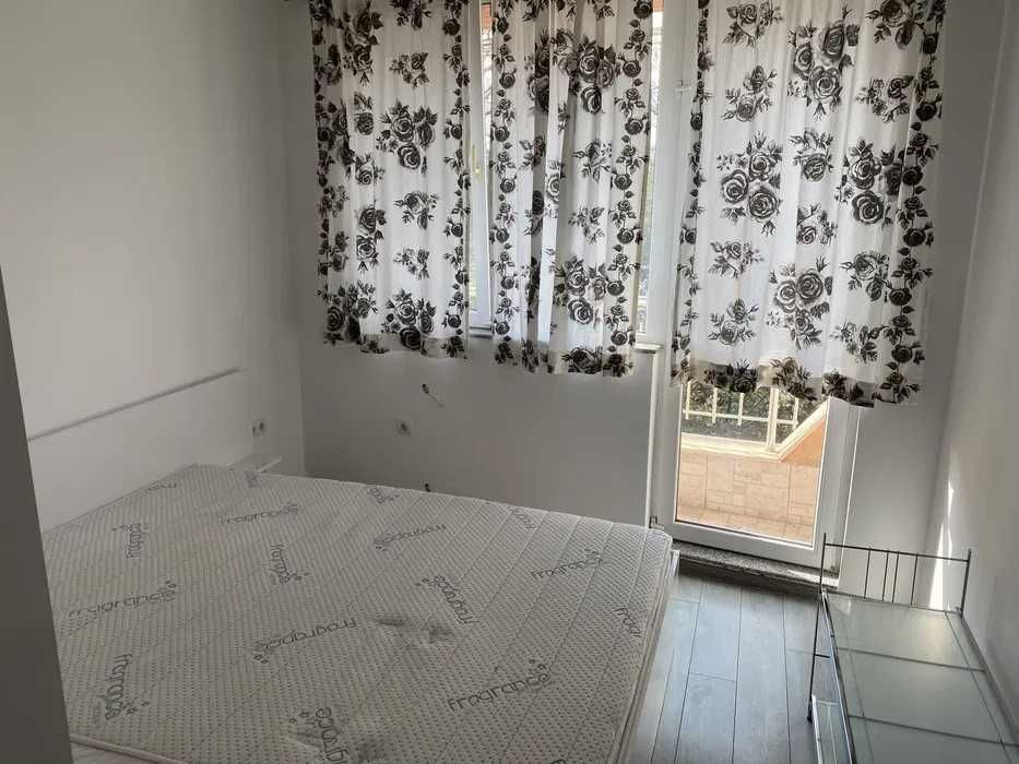 Двустаен имот в кв.Люлин център