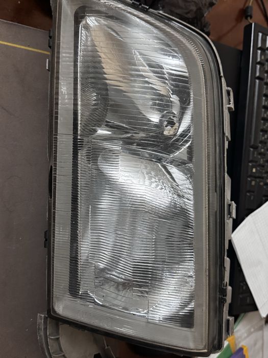 Оригинал фары на мерседес w202