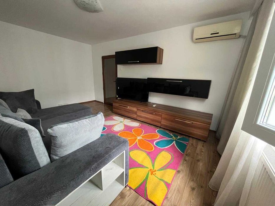 De inchiriat apartament 2 camer
