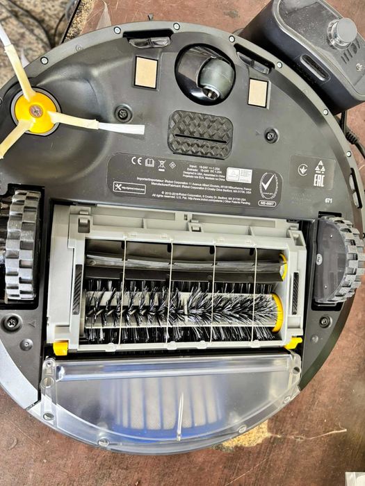 Прахосмукачка робот RUMBA 671