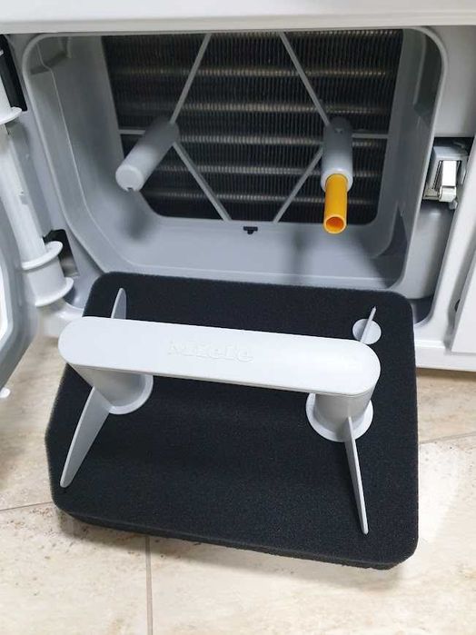 Пара Miele Сушилня с термопомпа Миеле 12м Гаранция