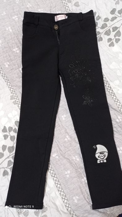 Штаны на девочку 5-7 лет в хорошем состоянии.Цена за одни