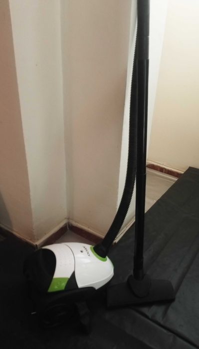 Прахосмукачка AYCO