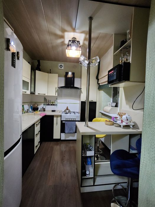 Продаётся 3х комнатная квартира с ремонтом