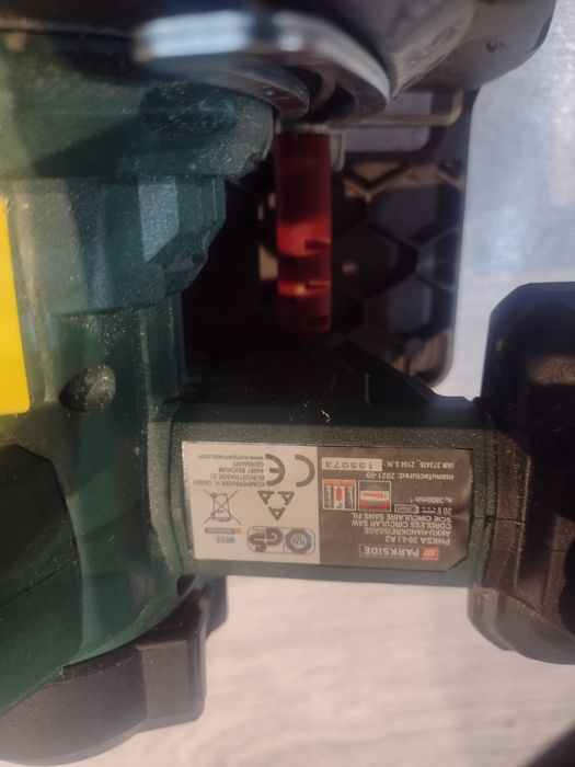 Акумулаторен циркуляр Парксайт