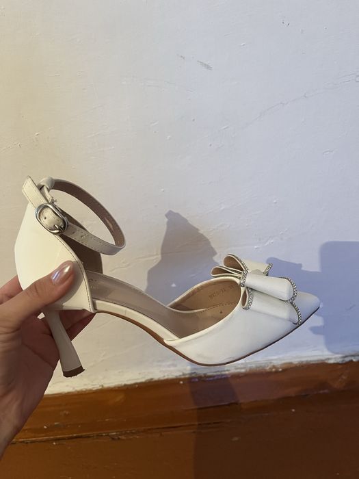 Туфли сатамын киілмеген