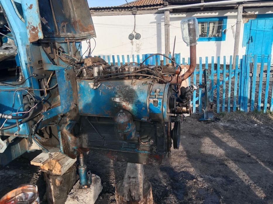 трактор Т40.мотор