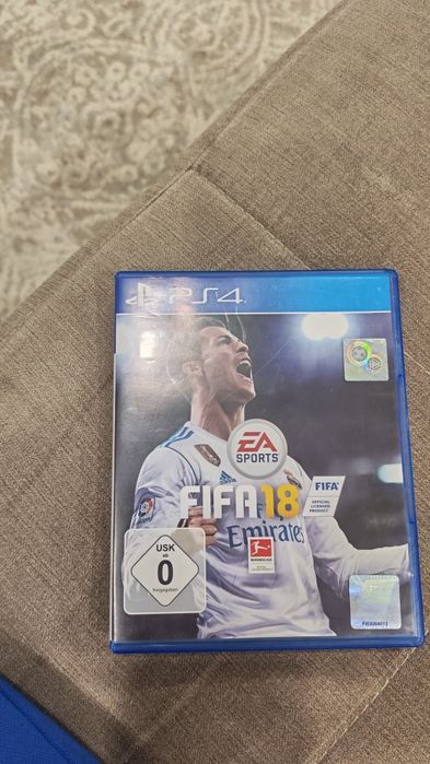 Продам игру на пс4 ФИФА 18