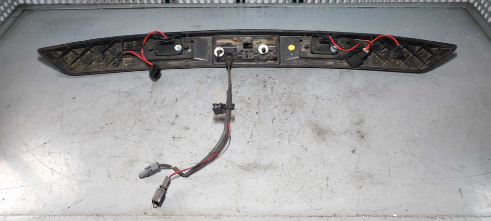 Buton deschidere haion+lumini numar+camera volkswagen vw tiguan 2009