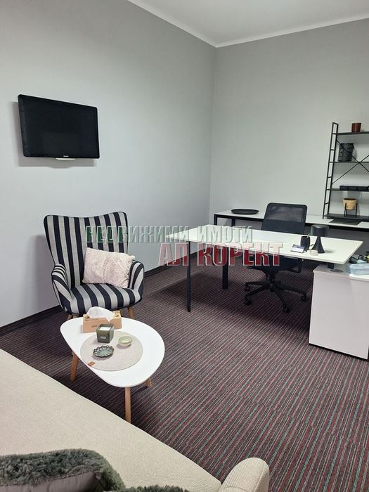 Дава се под наем Офис в Варна, Център - 40 кв.м за 997.05 € - Снимка #3