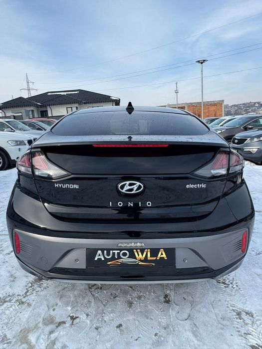 Hyundai Ioniq 2022