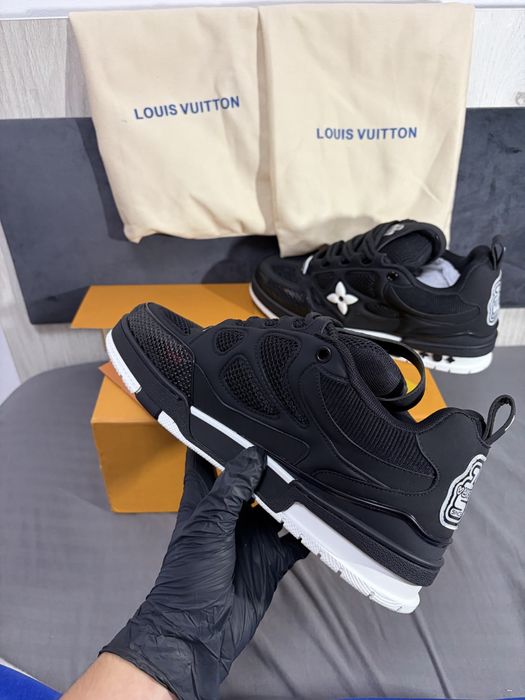 Adidasi LV Skates