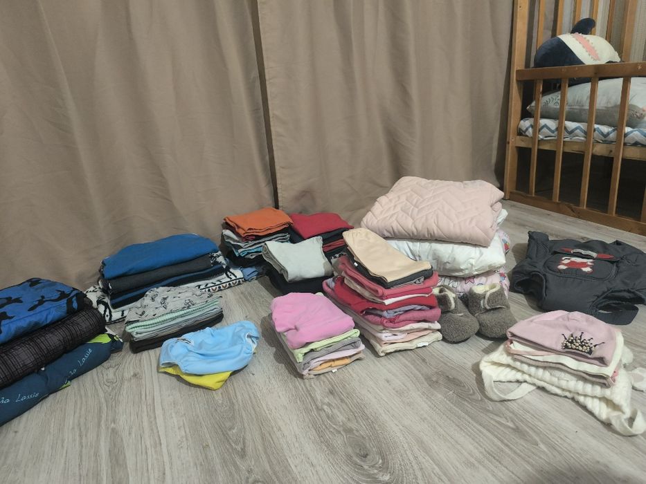Отдам детские вещи