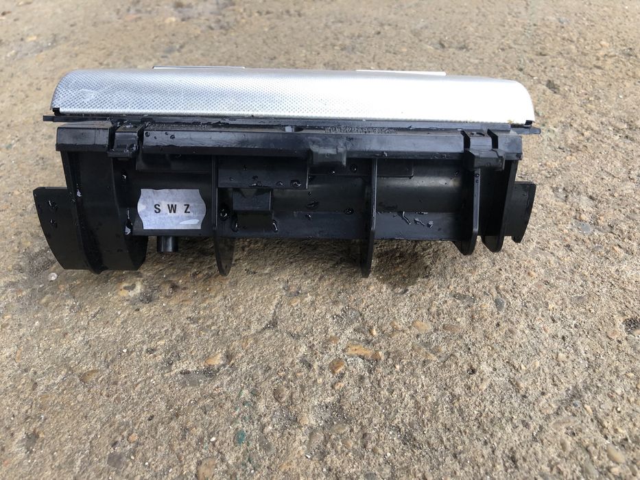 Пепелник за audi a4 b7