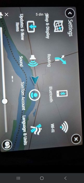 Vând GPS  tomtom