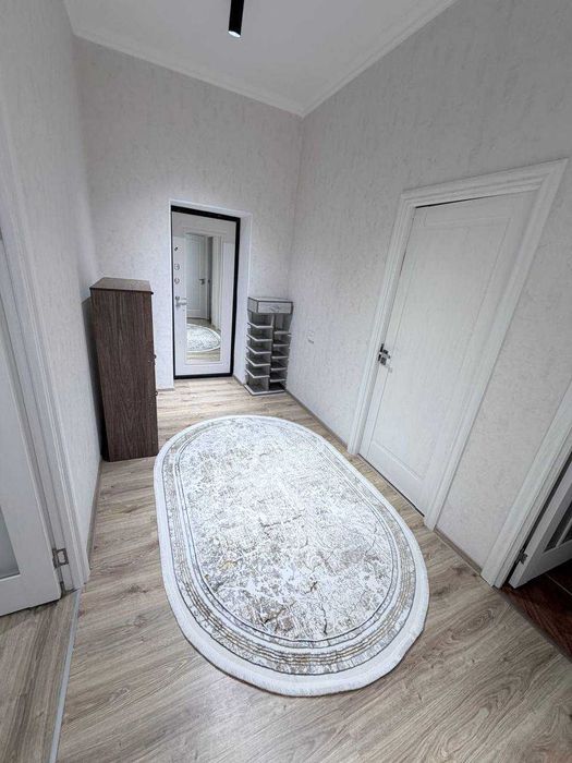 Продаётся 2х комн квартира на 4 этаже Ор-р 5 микрорайон Аура