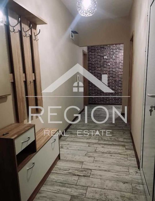 Дава се под наем Тристаен апартамент в Варна, Цветен квартал - 100 кв.м за 612 € - Снимка #10