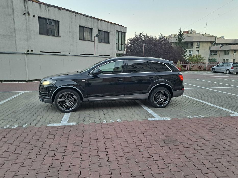Vand Audi Q7 2011