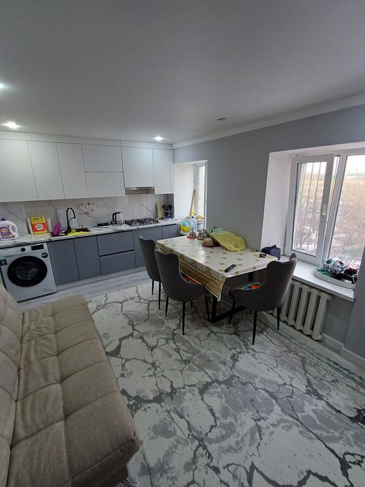 Сдам 2х ком.кв на длительный срок