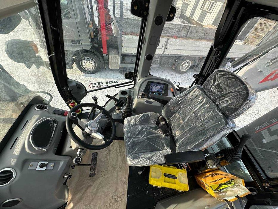 Экскаватор-погрузчик  AOLITE BL105-25