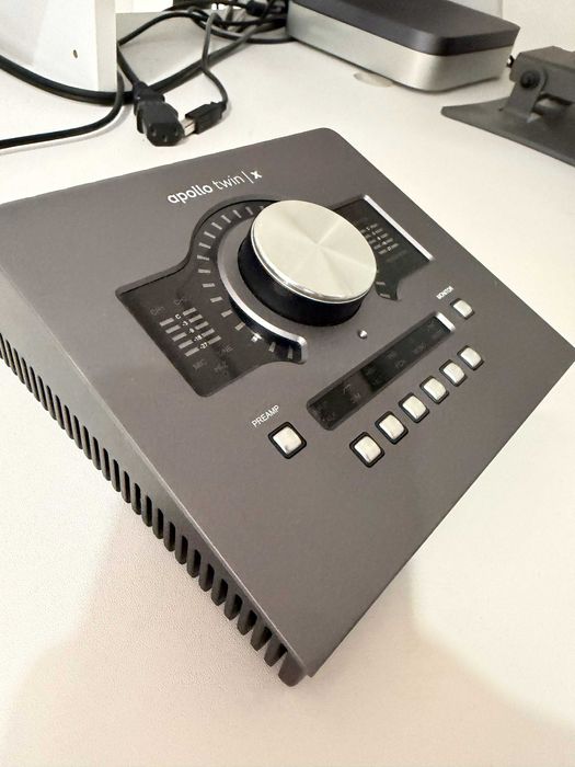 Interfață Audio Universal Audio Apollo Twin X (Thunderbolt 3)