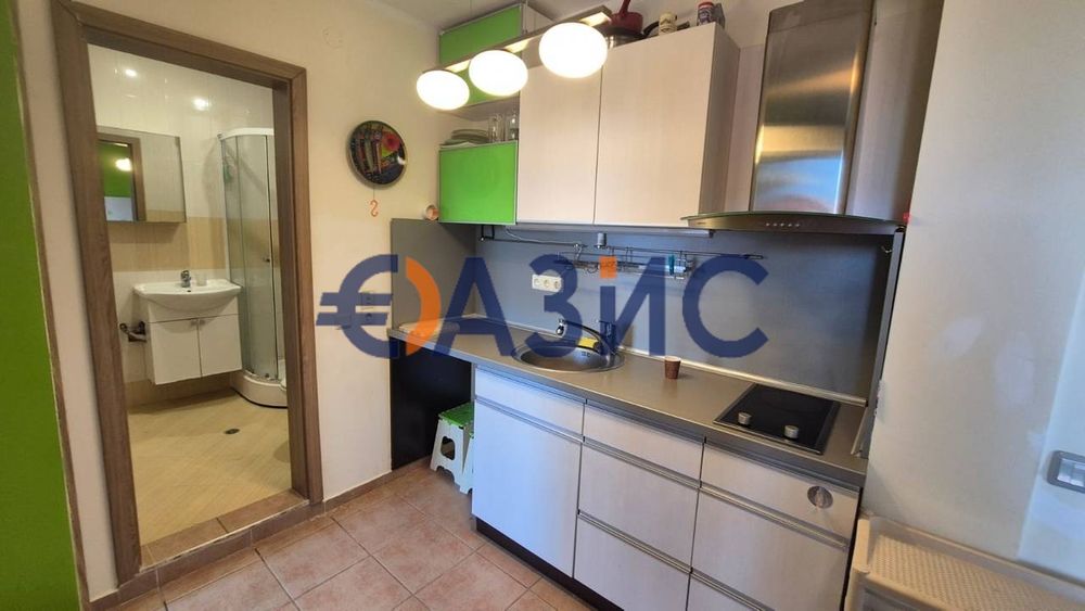 Продава се Тристаен апартамент в к.к. Слънчев бряг - 65 кв.м за 1154 €/кв.м - Снимка #11