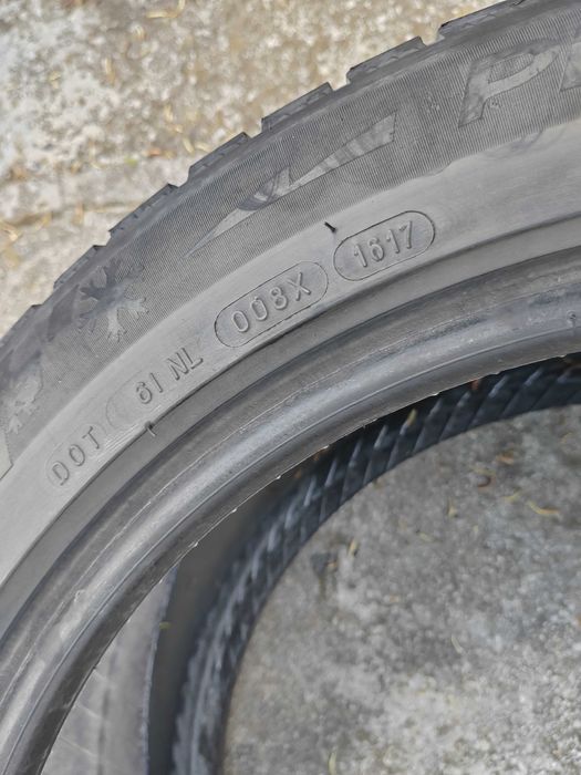 255/45/19 1бр.Michelin Зимна гума