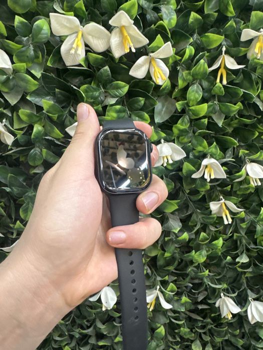 Apple Watch 10 green line