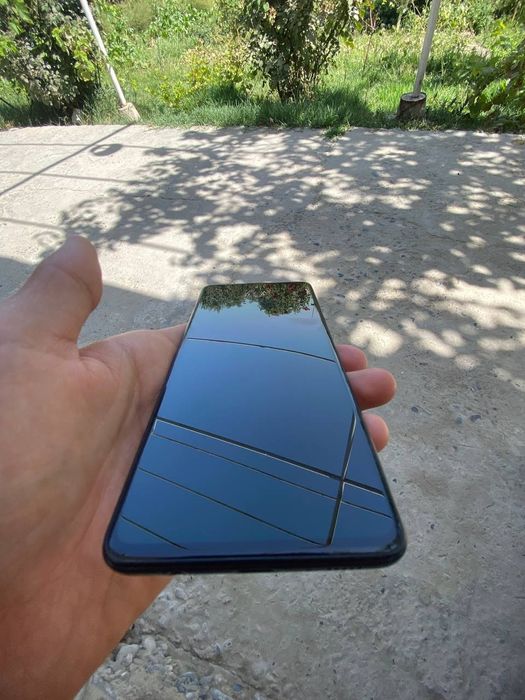 Telefon nomi : samsung a 51. Xotirasi 128/6 gb.