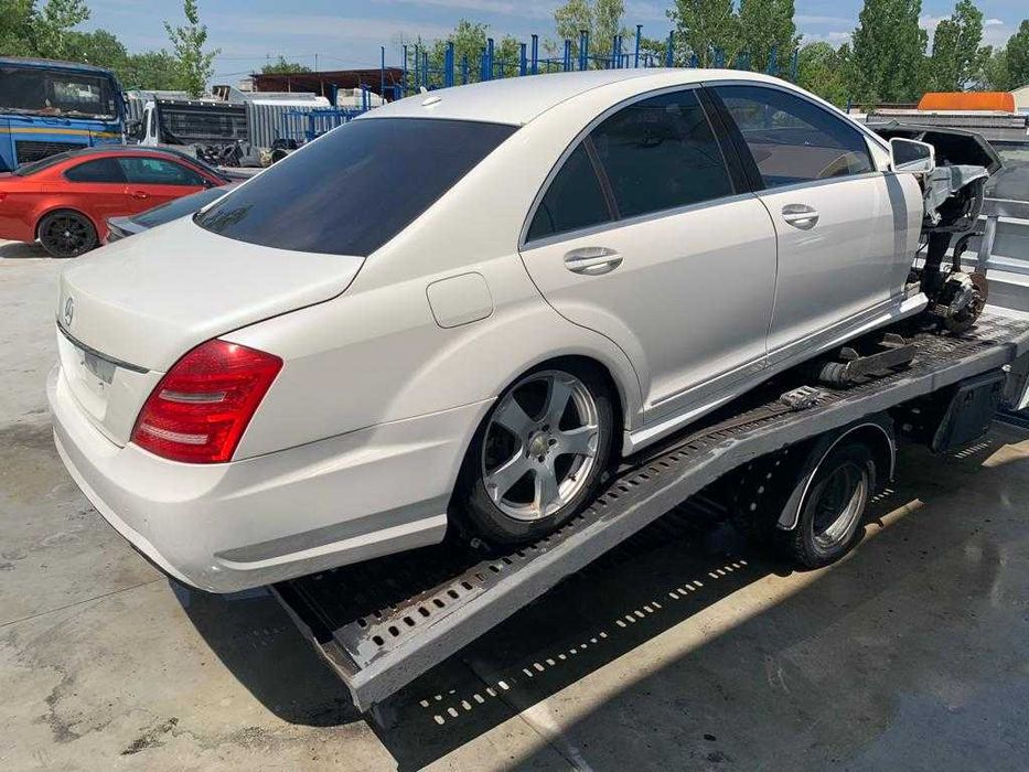 Dezmembrez mercedes s class w221 s350 euro 6-ad blue-4 matic AMG