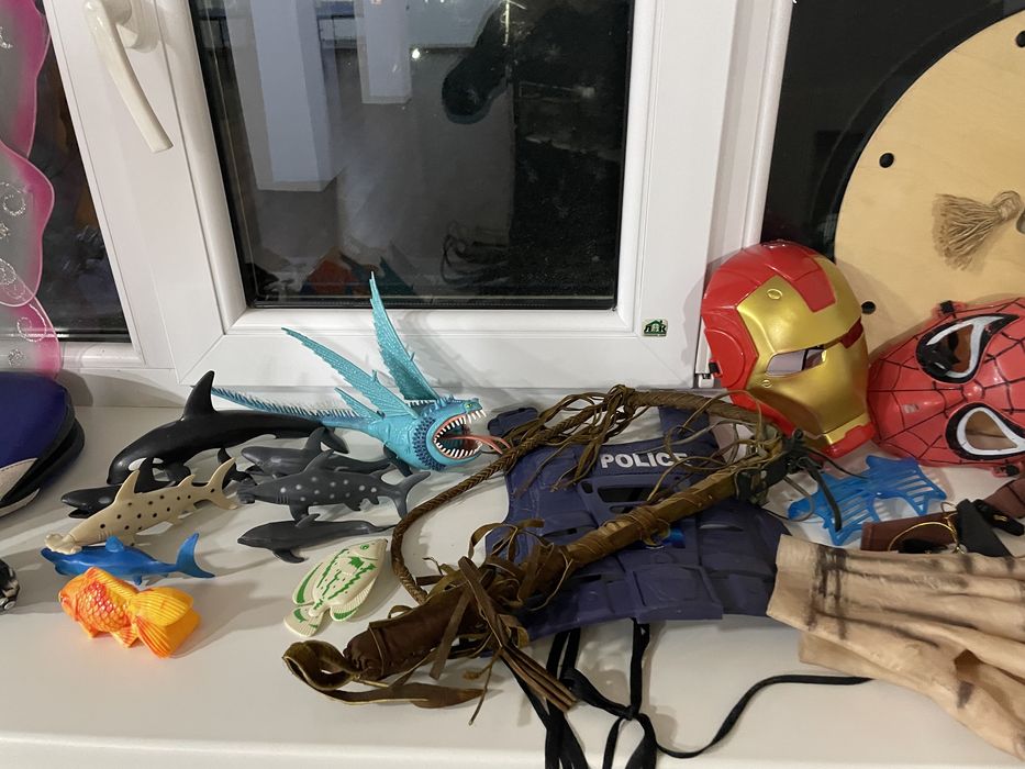 Игрушки разные