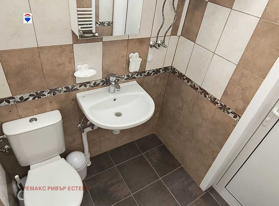 Дава се под наем Двустаен апартамент в Русе, Възраждане - 62 кв.м за 408 € - Снимка #6