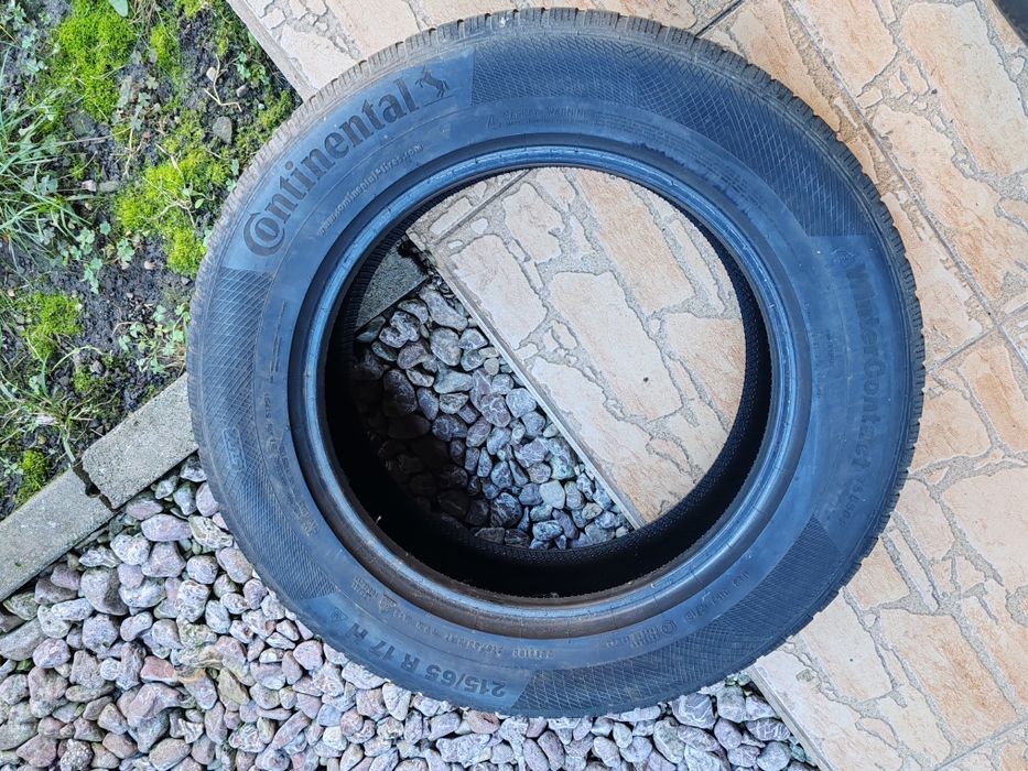 Vând cauciucuri 215/65/17 M+S //Continental//