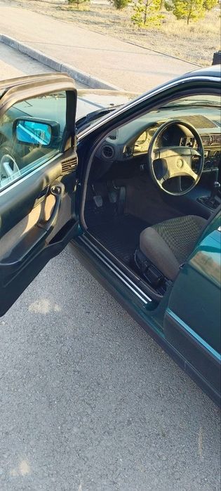 Продам  БМВ Е34.